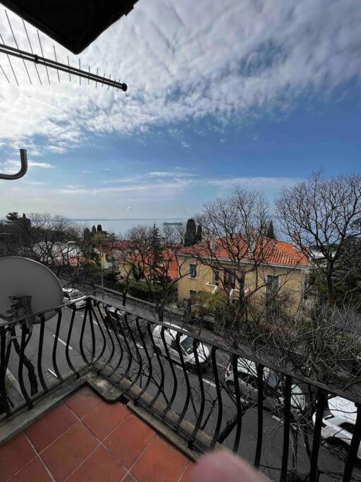 Apartment Alessio - Sea View Рієка Екстер'єр фото